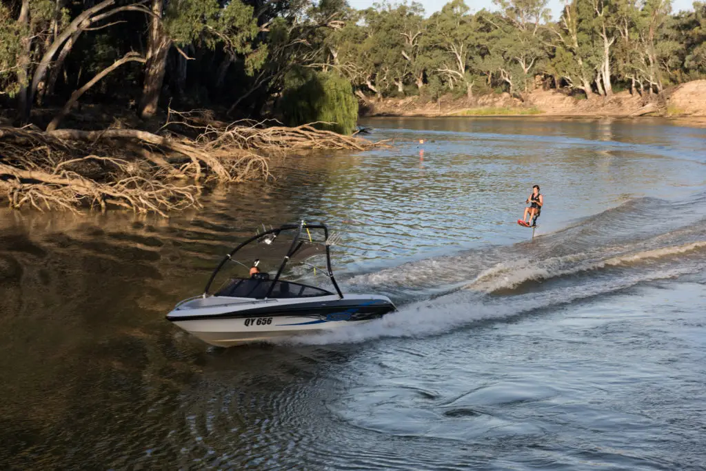 Lots of people come to waterski in Echuca - the Murray River is nice and flat for water sports