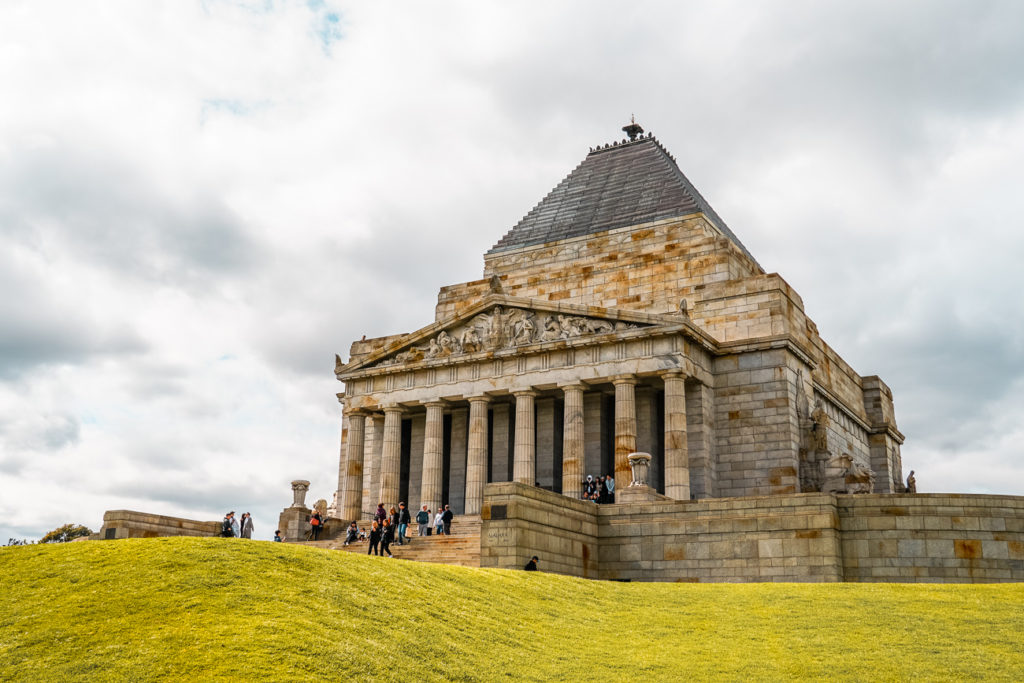 Pay a visit to the Shrine of Remembrance in Melbourne to pay respects to the fallen