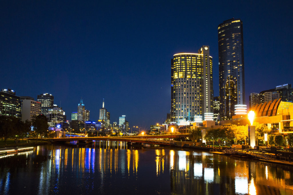 Take a stroll along Southbank Promenade for a relaxing Melbourne date night