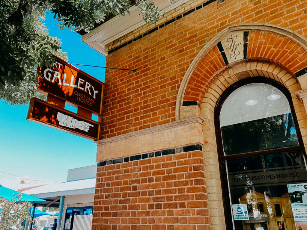 echuca tourist centre