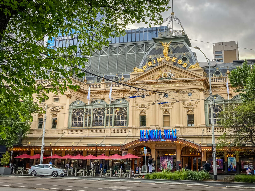 autumn day trip melbourne